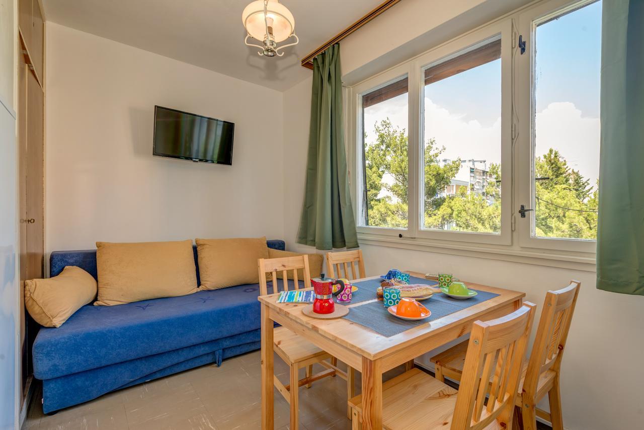 A Quiet Apartment With Balcony In Split Exterior photo